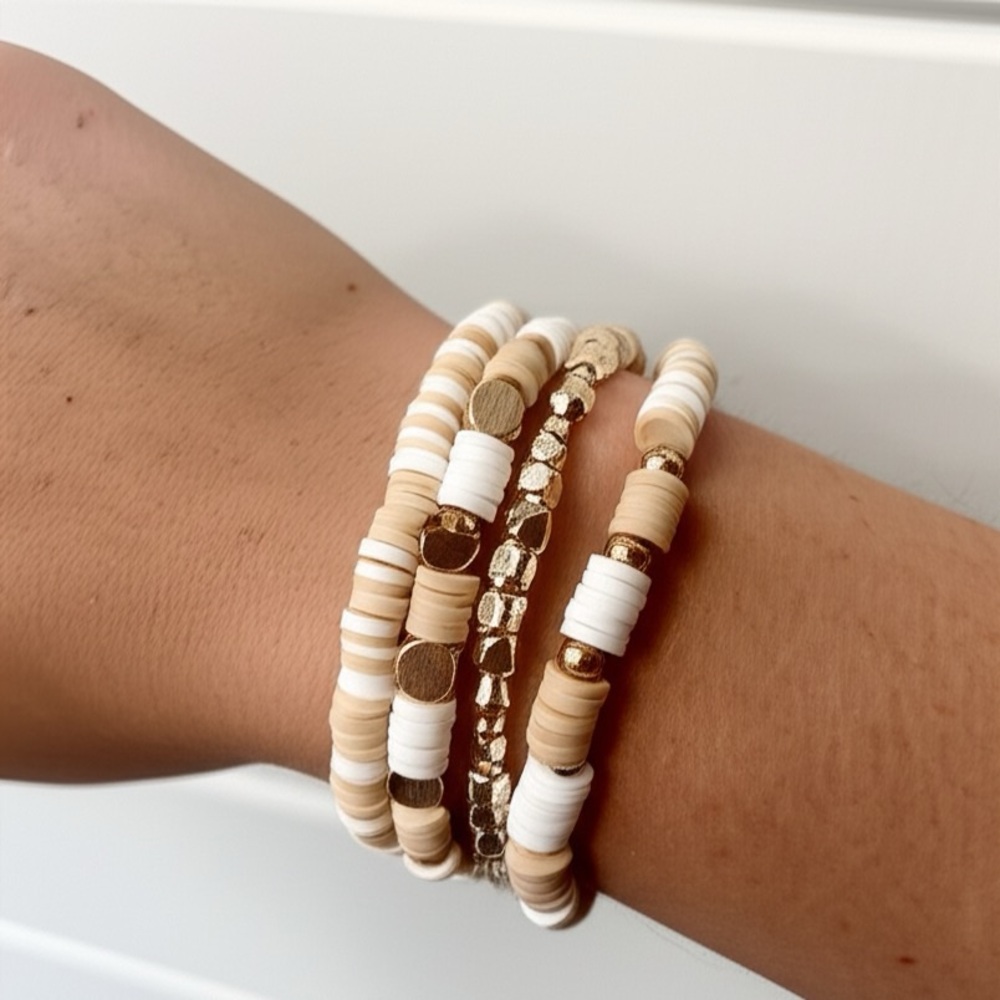 NEW Neutral Clay Bead Bracelet Stack - Gold
Heishi Disk & Boho Beachy Beaded Set
